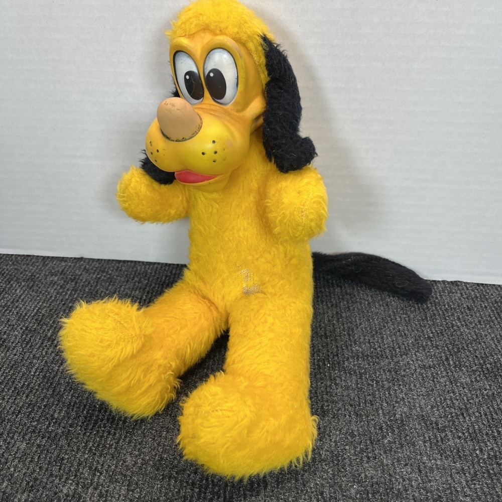 VINTAGE RUBBER FACE PLUSH DOG PLUTO WALT DISNEY LAND TOY W NUTSHELLS 9" RARE